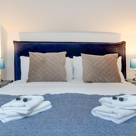 Suites By Rehoboth - M'Nuchah - Camden Road Лондон Экстерьер фото